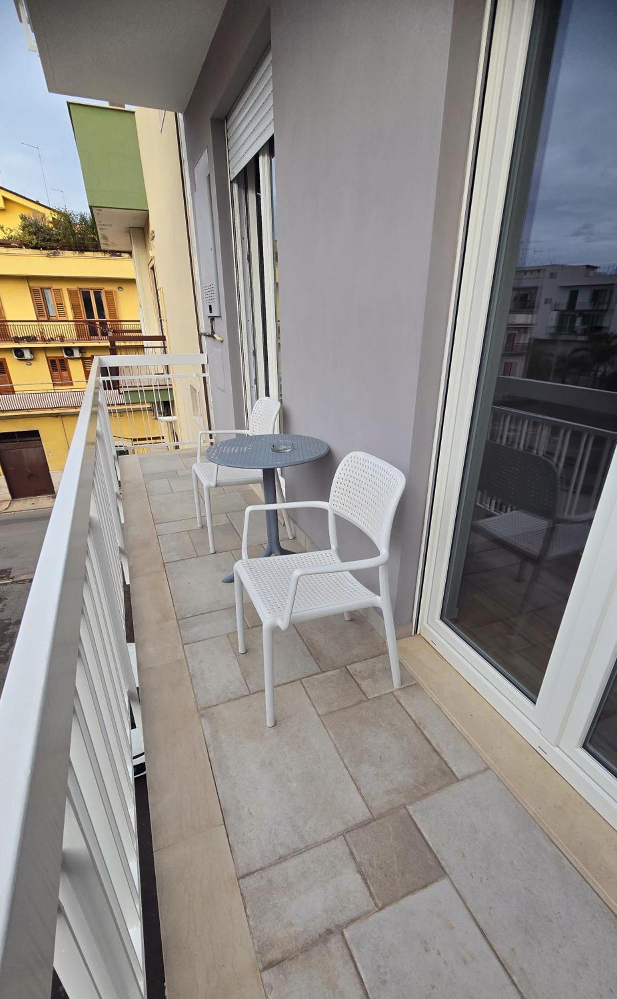 Case Vacanze 106 Maison De Charme Giovinazzo Εξωτερικό φωτογραφία